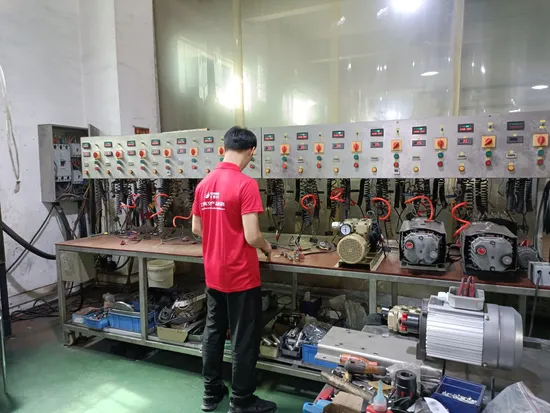 Movable Portable Vacuum System Oil Lubrication Vacuum Pump System for Hospital Medical Pressure Plan